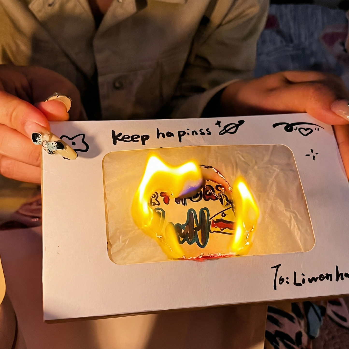 Set Felicitare Surpriză cu Efect de Ardere, Mesaj Creativ și Interactiv