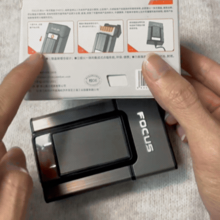 Brichetă USB Reîncărcabilă 2 în 1 și Casetă pentru Țigări