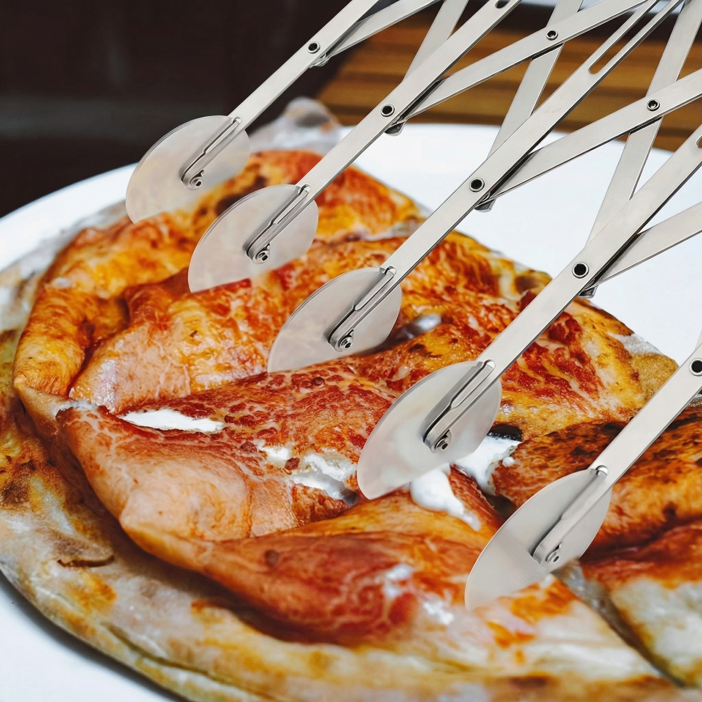 Tăietor de Pizza cu 5 Roți din Oțel Inoxidabil