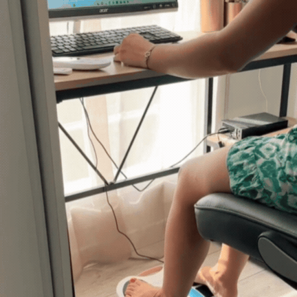 Aparat EMS-TENS pentru Stimulare și Relaxare Musculară