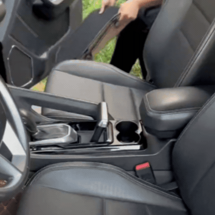Pernă Auto pentru Scaun cu Design Antiderapant și Buzunar de Depozitare