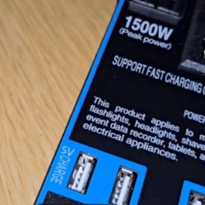 Invertor Auto 12/24 V la 220 V cu 7 Zone de Alimentare