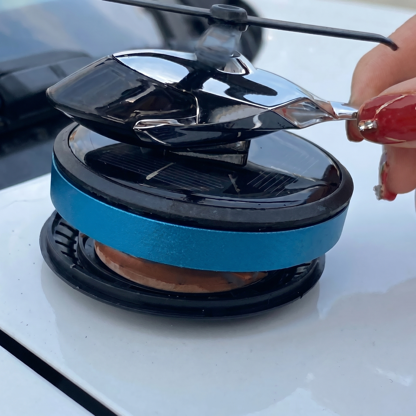 Difuzor de Parfum Auto cu Model de Elicopter