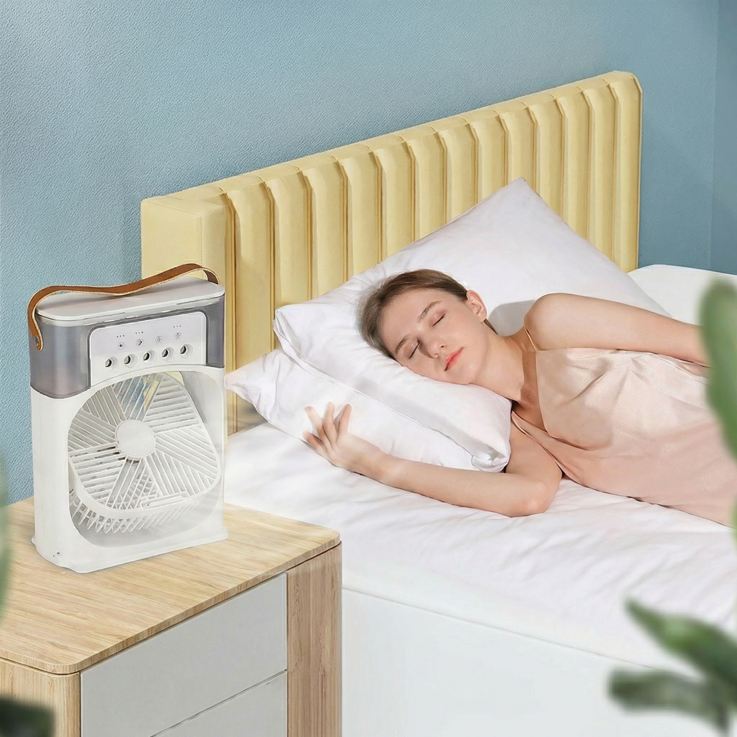 Umidificator cu Ventilator cu 5 Duze de Aer, Capacitate de 600 ml, 3 Trepte de Reglare
