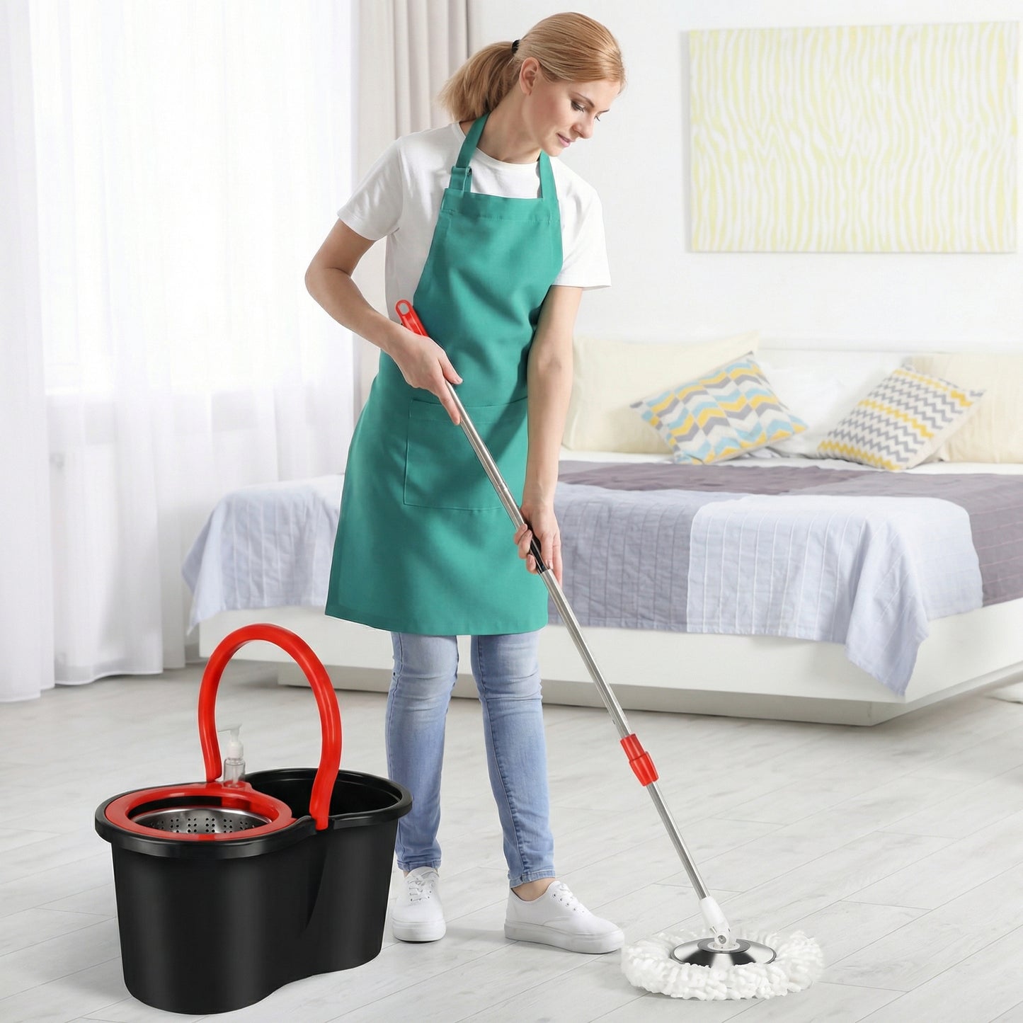 Set Mop Rotativ si Galeata cu Sistem de Stoarcere